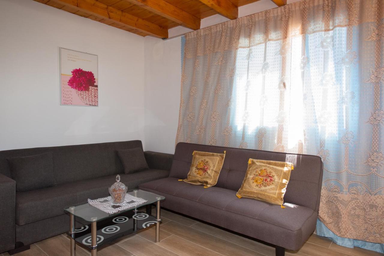 Basil & Guest House Lazarata Екстер'єр фото